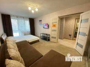 1-к квартира, посуточно, 38м2, 1/1 этаж