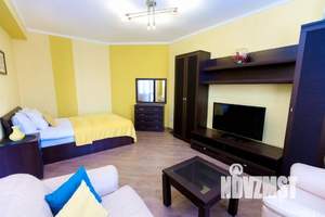 1-к квартира, посуточно, 60м2, 1/1 этаж