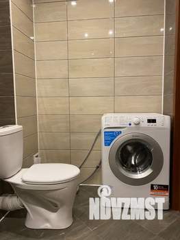 1-к квартира, посуточно, 38м2, 1/18 этаж
