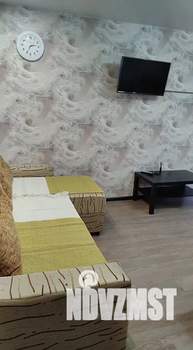 2-к квартира, посуточно, 46м2, 2/5 этаж