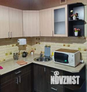 1-к квартира, посуточно, 35м2, 2/5 этаж