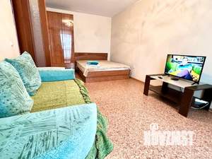 1-к квартира, посуточно, 38м2, 12/18 этаж