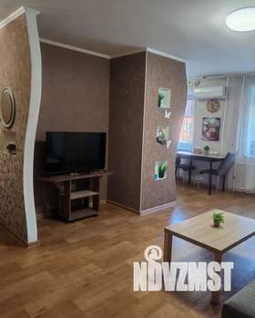 2-к квартира, посуточно, 42м2, 2/5 этаж