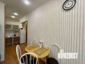 Студия квартира, посуточно, 35м2, 8/11 этаж