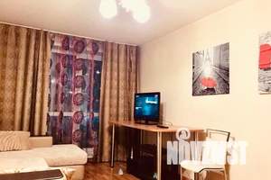1-к квартира, посуточно, 40м2, 5/18 этаж