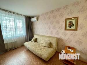 1-к квартира, посуточно, 38м2, 2/18 этаж