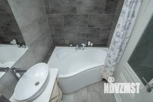 2-к квартира, посуточно, 40м2, 10/18 этаж