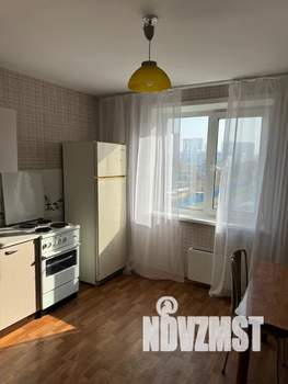 1-к квартира, посуточно, 40м2, 4/18 этаж
