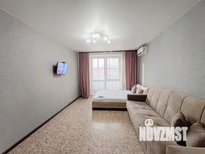 1-к квартира, посуточно, 36м2, 2/10 этаж