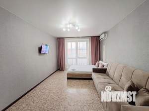 1-к квартира, посуточно, 37м2, 1/1 этаж