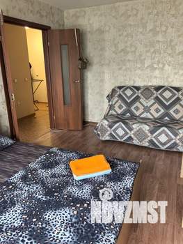 1-к квартира, посуточно, 38м2, 6/10 этаж