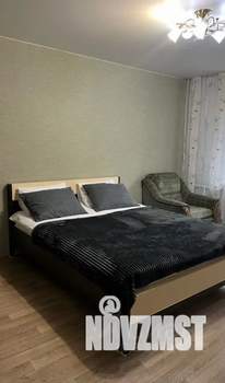 1-к квартира, посуточно, 38м2, 2/5 этаж