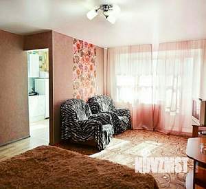 1-к квартира, посуточно, 32м2, 3/5 этаж