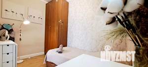 3-к квартира, посуточно, 57м2, 1/1 этаж