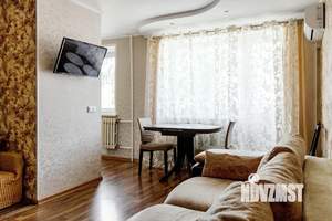 3-к квартира, посуточно, 60м2, 1/1 этаж