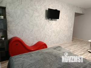 2-к квартира, посуточно, 42м2, 1/5 этаж