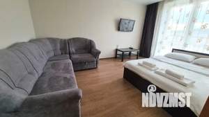 1-к квартира, посуточно, 38м2, 7/10 этаж