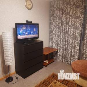 1-к квартира, посуточно, 40м2, 3/5 этаж