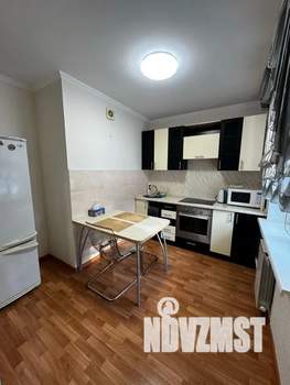 1-к квартира, посуточно, 35м2, 1/9 этаж