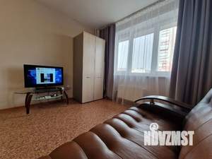 1-к квартира, посуточно, 38м2, 2/18 этаж