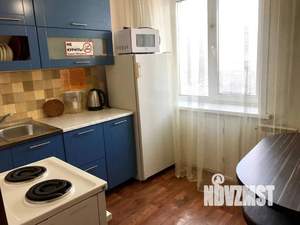 1-к квартира, посуточно, 38м2, 3/5 этаж