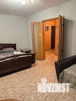 1-к квартира, посуточно, 39м2, 3/10 этаж