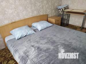 3-к квартира, посуточно, 56м2, 1/5 этаж