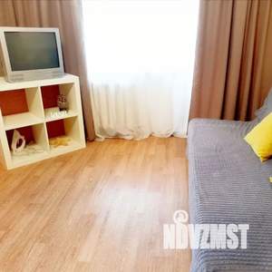 1-к квартира, посуточно, 32м2, 3/5 этаж