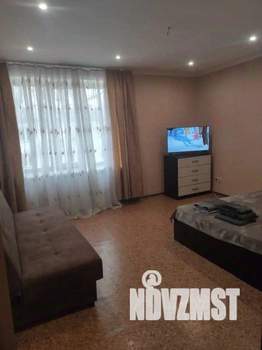 2-к квартира, посуточно, 42м2, 1/1 этаж