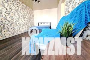 2-к квартира, посуточно, 45м2, 4/10 этаж