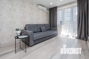 1-к квартира, посуточно, 40м2, 9/18 этаж