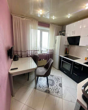 3-к квартира, вторичка, 57м2, 8/10 этаж