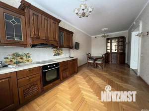 3-к квартира, вторичка, 176м2, 3/6 этаж