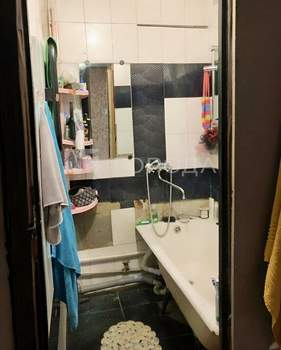 3-к квартира, вторичка, 63м2, 6/10 этаж