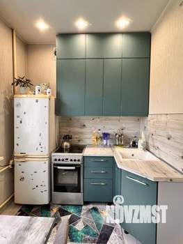 3-к квартира, вторичка, 58м2, 4/4 этаж