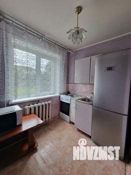 3-к квартира, вторичка, 58м2, 2/5 этаж