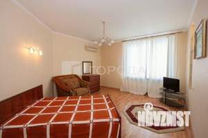 3-к квартира, вторичка, 126м2, 6/9 этаж