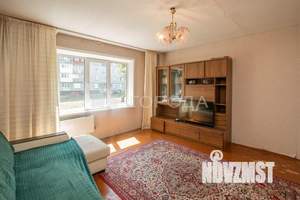 2-к квартира, вторичка, 53м2, 1/9 этаж