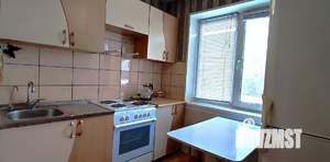 3-к квартира, вторичка, 57м2, 5/5 этаж