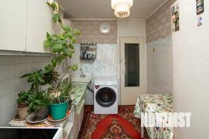 3-к квартира, вторичка, 52м2, 9/10 этаж