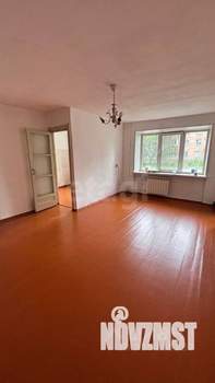 2-к квартира, вторичка, 43м2, 1/5 этаж