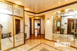 3-к квартира, вторичка, 111м2, 10/17 этаж