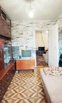 4-к квартира, вторичка, 61м2, 5/5 этаж