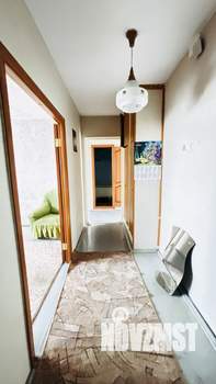 3-к квартира, вторичка, 65м2, 9/9 этаж
