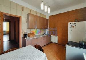 2-к квартира, вторичка, 58м2, 2/5 этаж