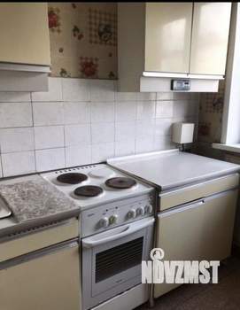 2-к квартира, вторичка, 44м2, 3/5 этаж
