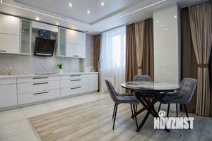 3-к квартира, вторичка, 94м2, 8/10 этаж