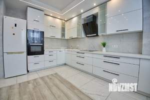 3-к квартира, вторичка, 94м2, 8/10 этаж