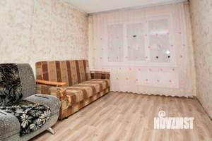 3-к квартира, вторичка, 65м2, 1/12 этаж