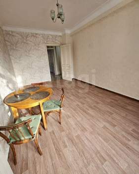 2-к квартира, вторичка, 58м2, 2/4 этаж